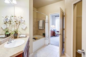 Ceramic tile foyers, kitchens & baths